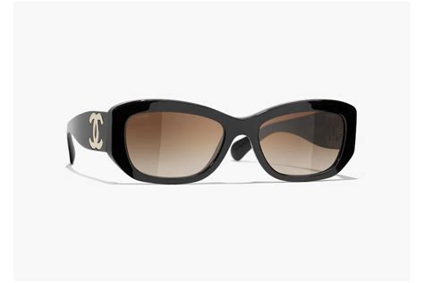 Chanel Rectangle Sunglasses Black (5493 c622/S5).